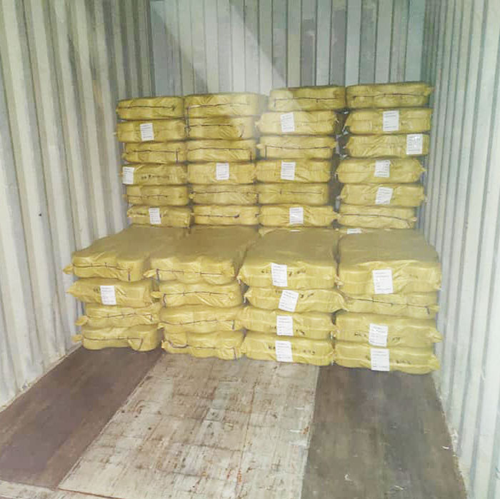 28/2 Nm acrylic yarn dyed colors solid yarn used for sweater